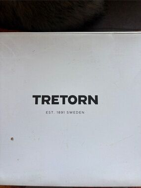 Tretorn White Box with Black Logo
